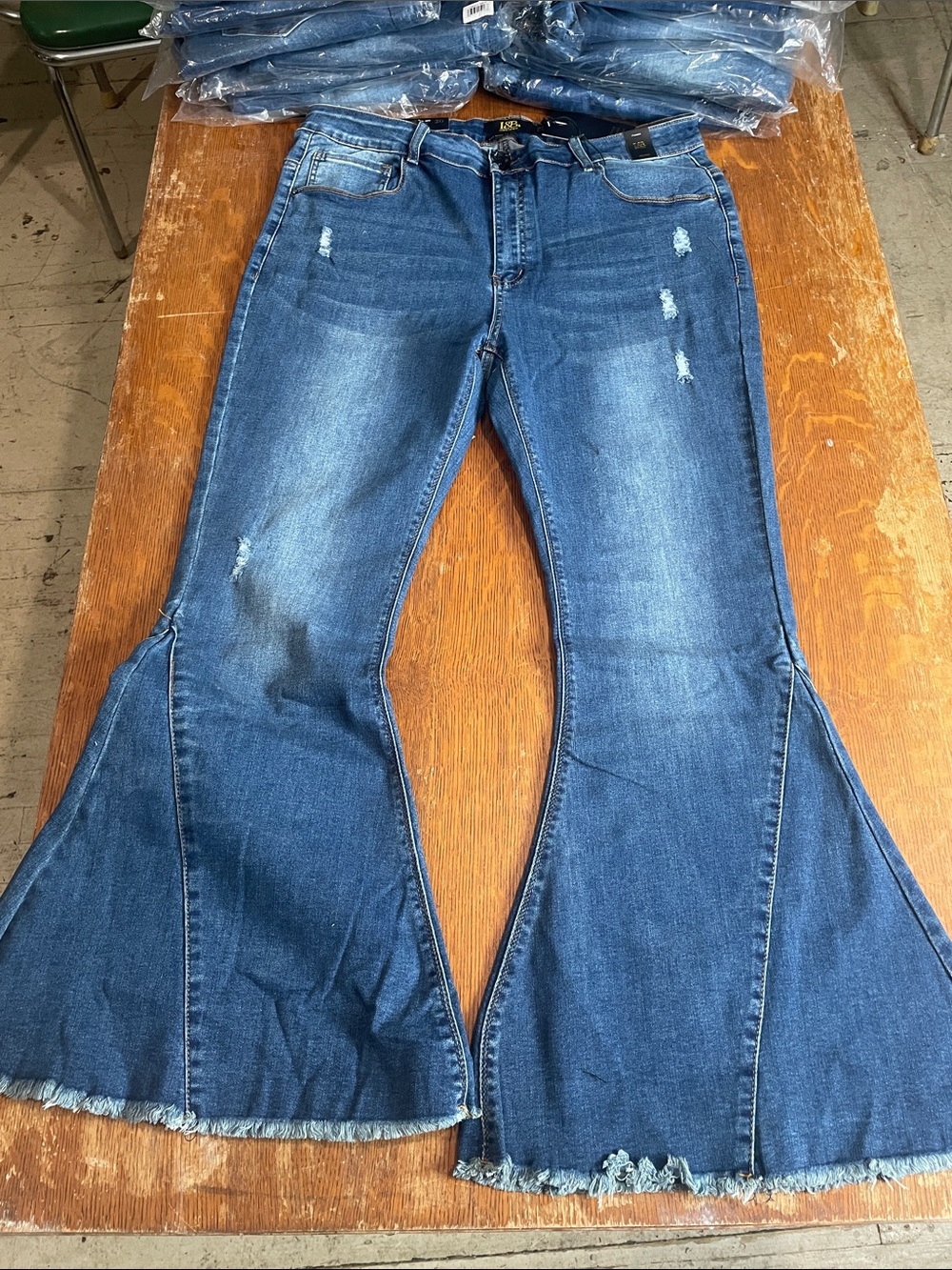 bulk purchase 20 pairs- Plus size Lucky Brand Blue Distressed Denim Jeans - Picture 4 of 5